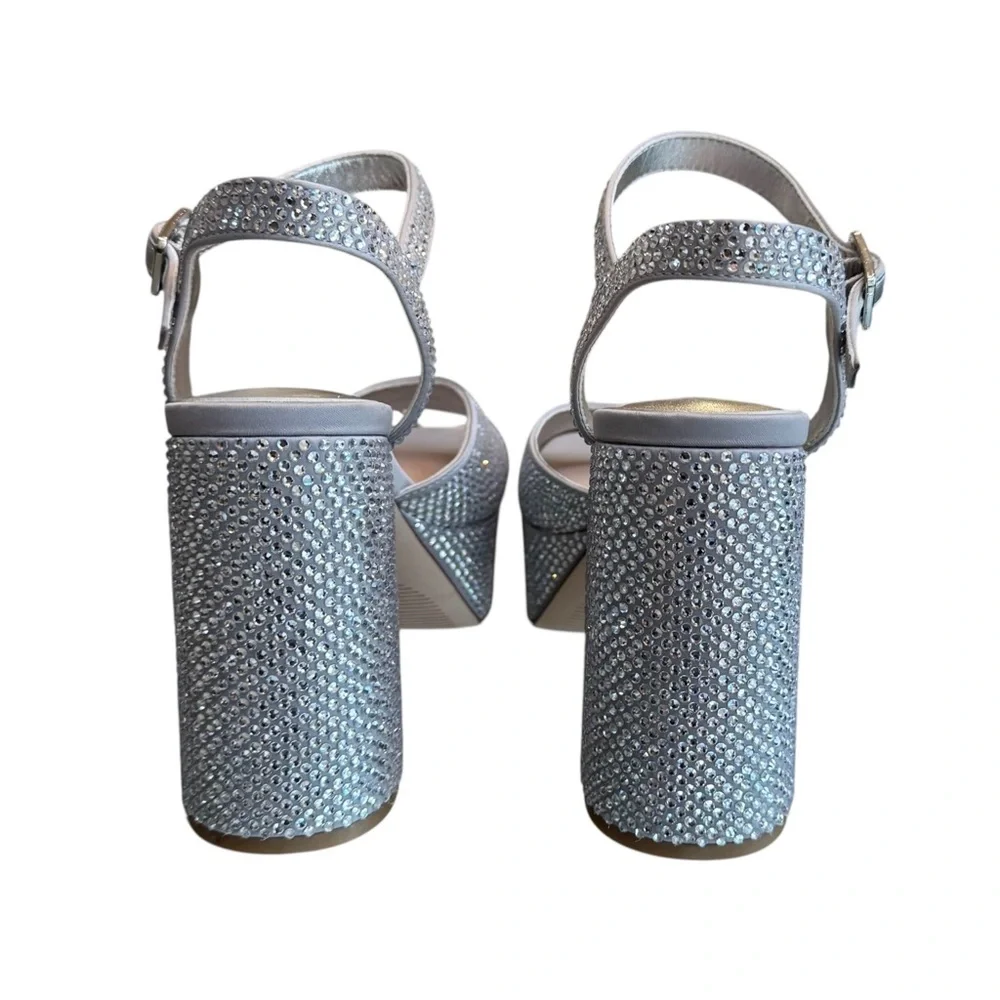 ANTONIO MELANI dazzling silver